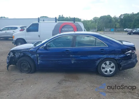 2009 Toyota Camry Le z USA, uszkodzony, nr VIN 4T1BE46K69U354083